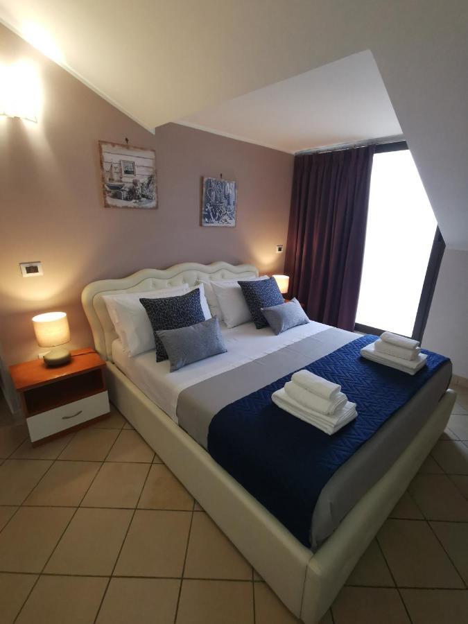 B&B Louise Santa Maria Capua Vetere Exterior photo